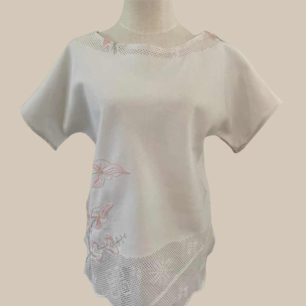 Blushing Lily Top